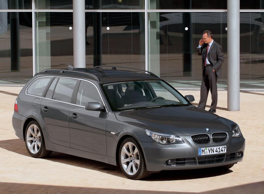  BMW 545i Touring (E61) 2004 года  (WW) (фото 14 из 42)